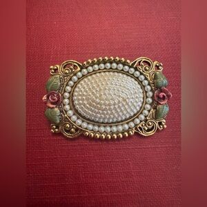 Vintage Faux Pearl Rose Detail Gold-Tone Filigree Brooch